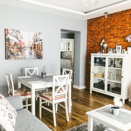 Apartament Luscinia Z 2 Sypialniami Krakau Exterior foto